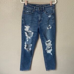 American Eagle Distressed Mom Jeans Size 4